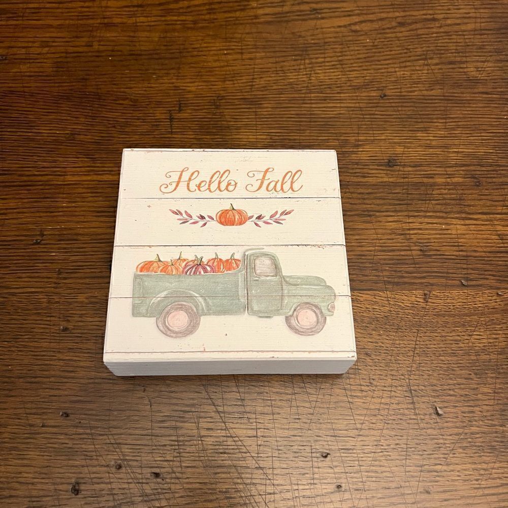 Quill to Paper 'Hello Fall' Decor